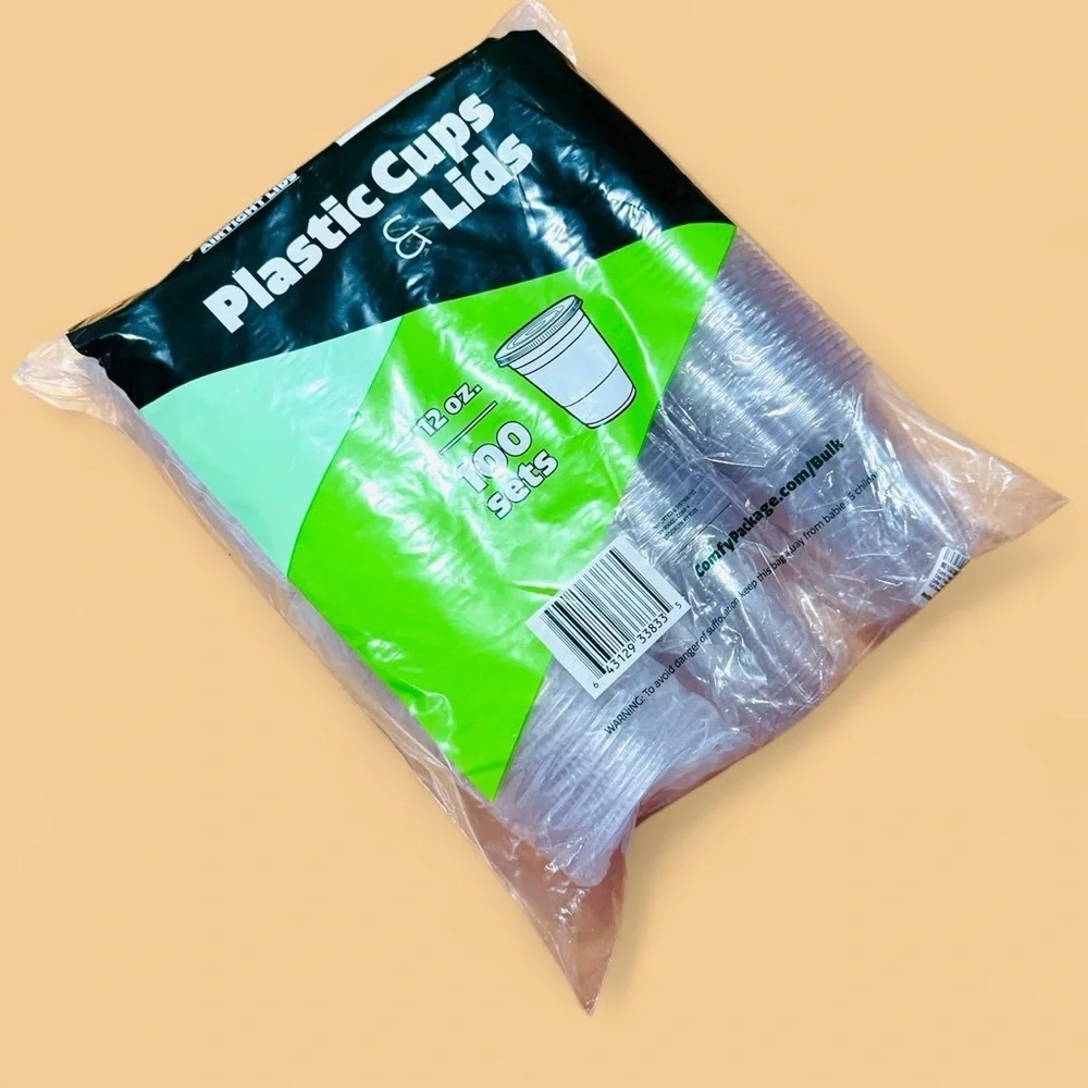Plastic Cups & Lids Set